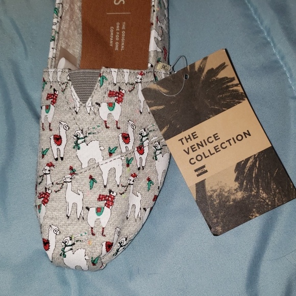 FA-LA-LLAMAS Toms - Picture 2 of 3